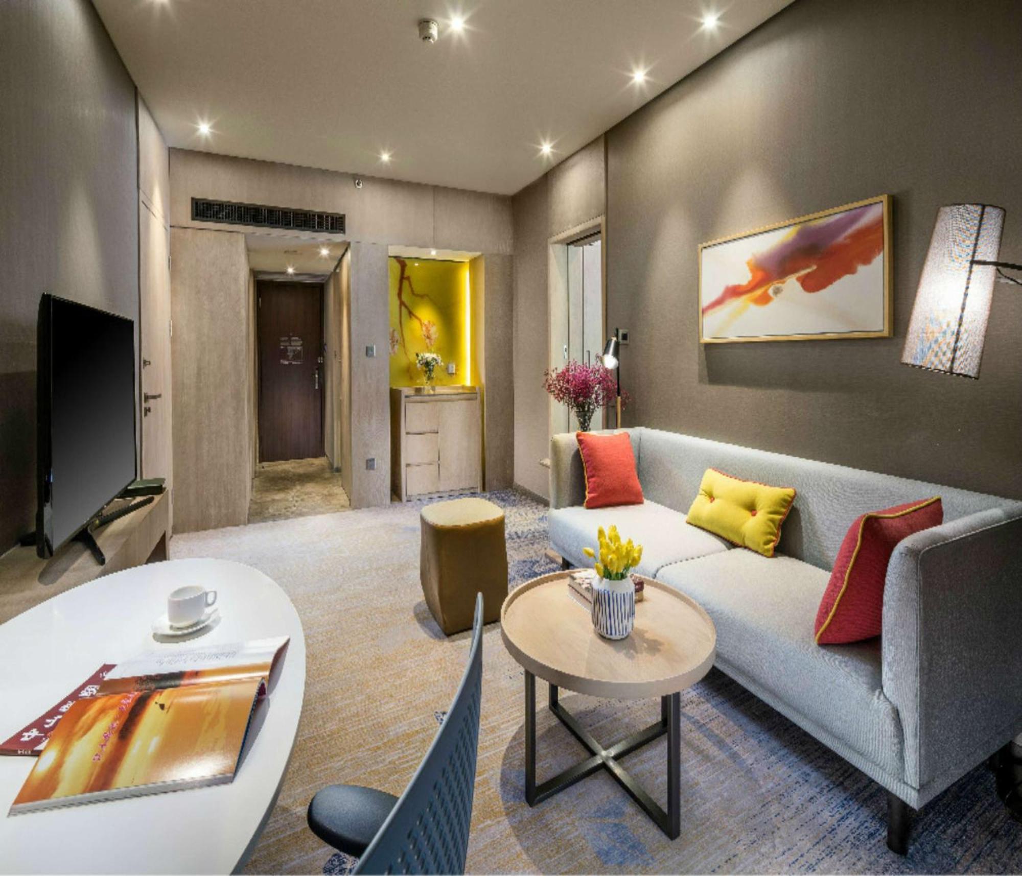 Hilton Garden Inn Zhongshan Guzhen Экстерьер фото