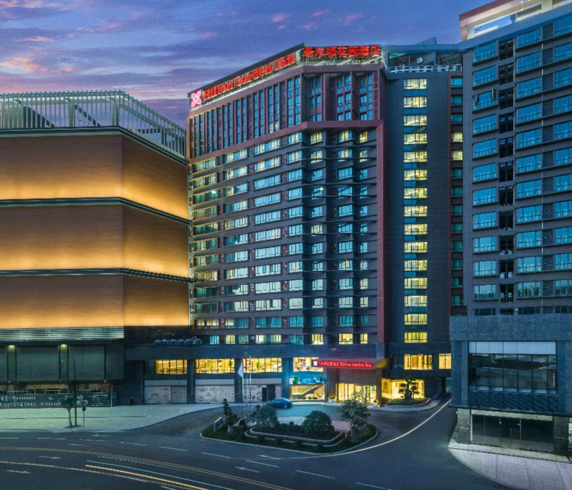 Hilton Garden Inn Zhongshan Guzhen Экстерьер фото