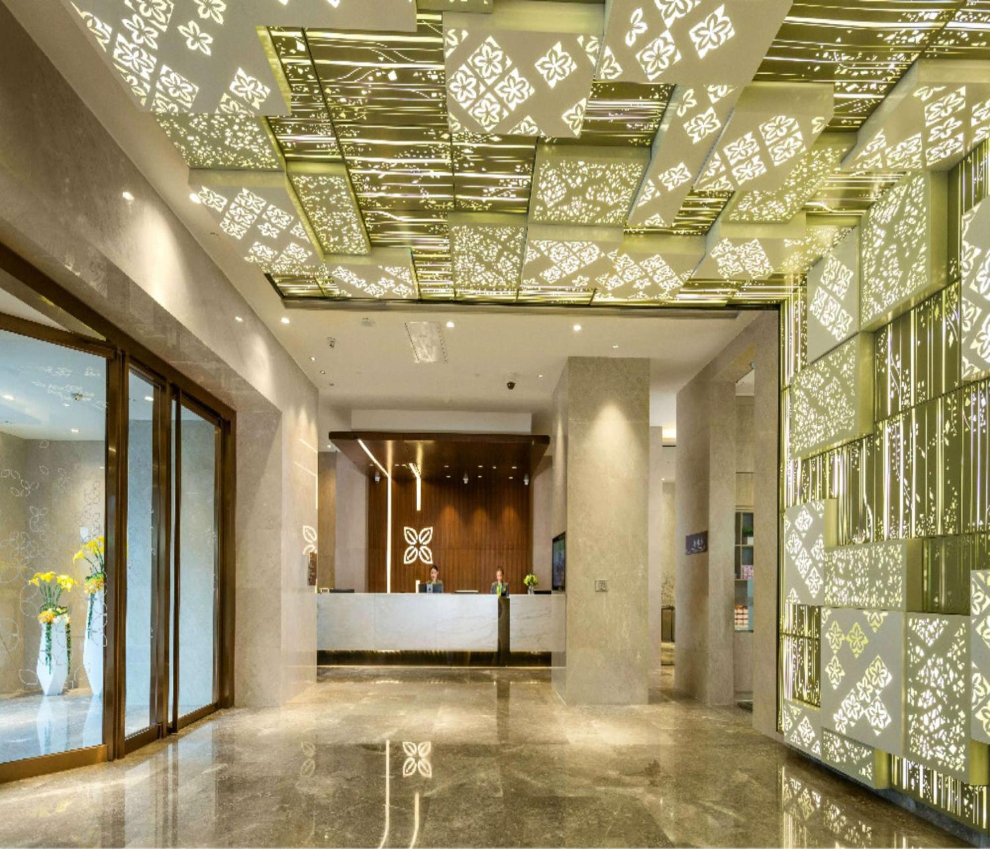 Hilton Garden Inn Zhongshan Guzhen Экстерьер фото