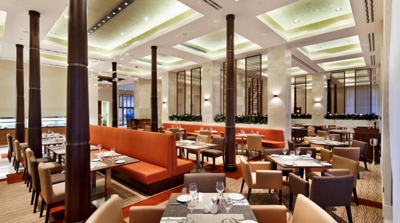 Hilton Garden Inn Zhongshan Guzhen Экстерьер фото